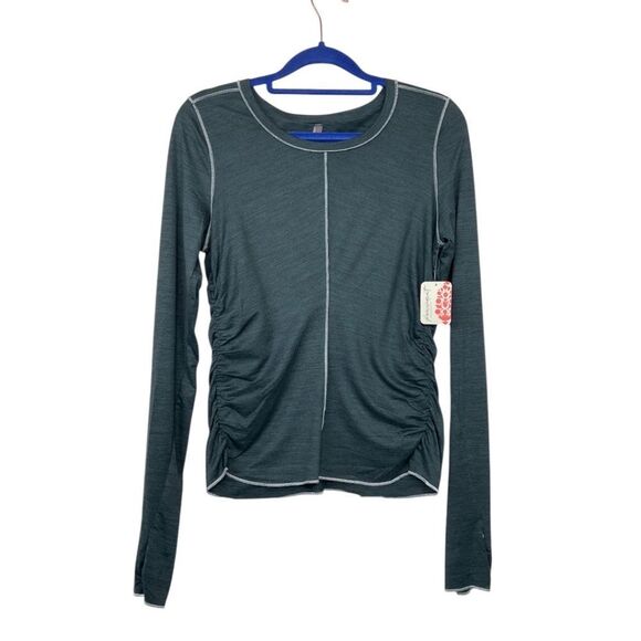 Free People Right On Run Long Sleeve Layer NWT - Picture 4 of 8